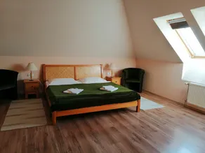 Jozsi Bacsi Szallodaja - Zimmer