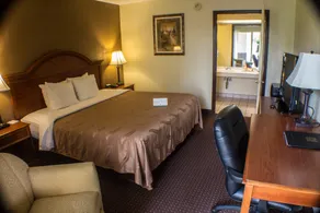 Quality Inn & Suites Erie near Casino - Chambre