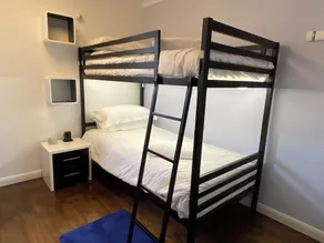 Ashlea - Room