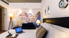 The Port Hotel - Camera