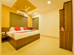 OYO 14271 Modern Studio Near Lulu Mall - Quarto