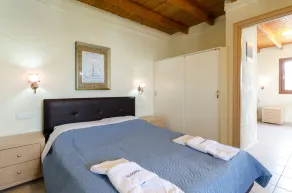 Eleonora Anissaras - Chambre