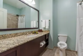 Chateau Saint Denis Hotel - Bathroom