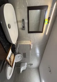 Housr Golf Course Road Phase 1 Metro - Salle de bain