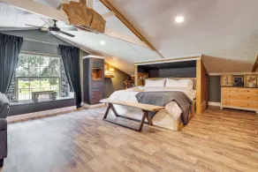 Cozy Altoona Studio w/ Fire Pit: Farm On-site! - Interiør