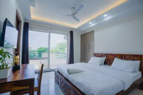 Lime Tree Hotel Golf Course Extension Nearby Grand Hyatt Gurgaon - Camera