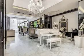 1828 Smart Hotel - Recepción