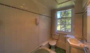 Sponars Chalet - Bathroom