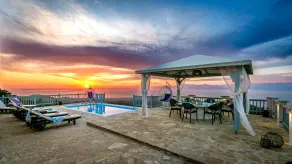 Villa Orizontas Corfu, Private Villa With Breathtaking Views - Piscina