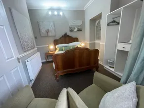Central Hotel - Room