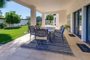 1 Mi to Water Ranch! Family Retreat w/ Resort Pool - Innvendig