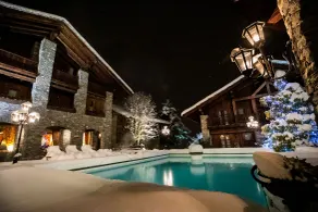 Relais Mont Blanc Hotel & Spa - Piscina
