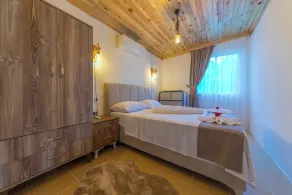 Ceren Villa Akyaka Daily Weekly Rentals - Room