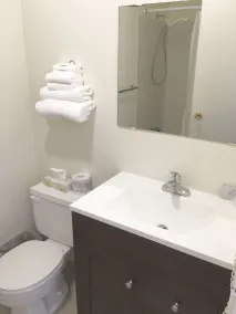 Wessex Inn By The Sea - Bathroom