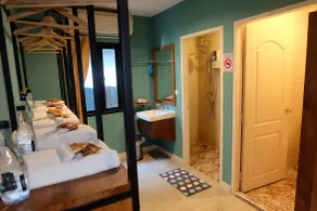 Siri Poshtel Bangkok - Salle de bain