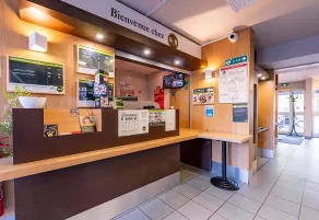 B&B HOTEL Saint-Etienne La Terrasse - Reception