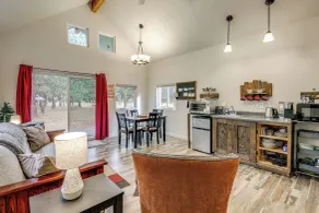 Kalispell Cabin 28 Miles to Glacier National Park! - Innvendig