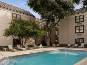 Holiday Inn Express Hotel & Suites Irving DFW Airport North by IHG - Piscina