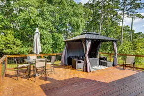 5 Mi to Dtwn Greenville! Getaway w/ Deck & Yard - Interiør