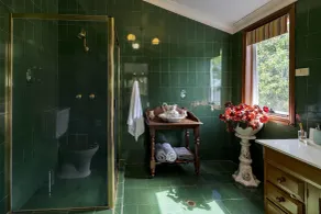 Rosewood Estate - Bathroom
