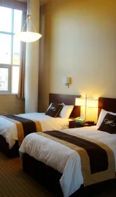 Pointe Plaza Hotel - Chambre
