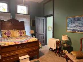 Mansion on The Mile B&B - Room
