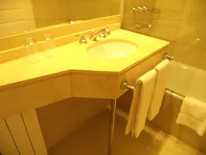 MIL810 Ushuaia Hotel - Badezimmer