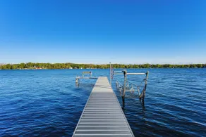 'lake Garden House' w/ Hot Tub & Dock - Interior