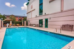 Wingate by Wyndham Macon I-75  - Piscine