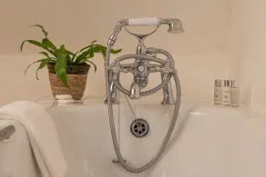 Bearslake Inn - Bathroom