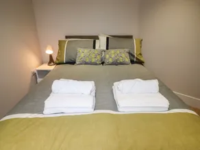Cheshire View - Room