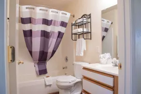 Affordable Suites of America Waynesboro - Bathroom