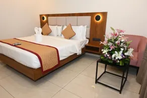 Good One Suites Near Manyata Tech Park - Quarto