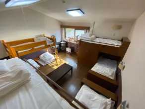 Guest House Nishiborakan - Hostel - Rum