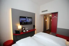 The Rhin Hotel - Room