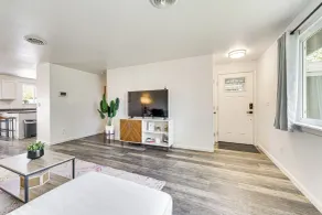 Updated Family Home w/ Fenced Yard in Yakima! - Innenbereich