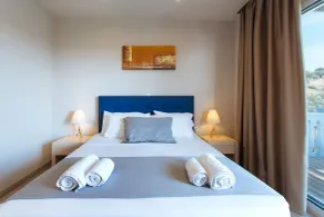 Sunny Place Porto Heli, Deluxe Rooms & Appartments - Quarto