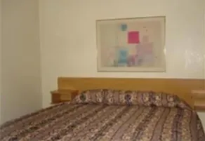 Colonade Motel Suites - Chambre