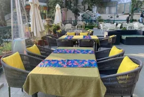 Mongas Hotel & Resort - Restaurant