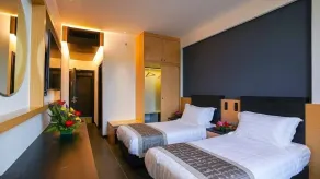 TSR Seafront Hotel - Chambre