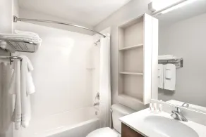 Microtel By Wyndham Victor - Salle de bain