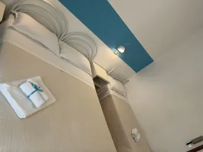 Hotel Serafini - Room