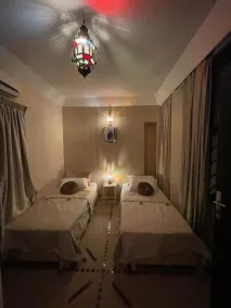 Riad Baroud - Camera