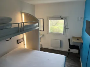 Unisotel Bollène A7 Ex-Hotel F1 - Room