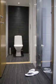 Spar Hotel Majorna - Bathroom