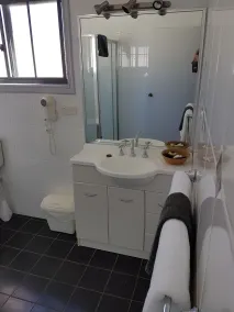 Swaggers Motor Inn - Badezimmer