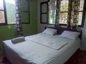 Akogo House - BnB , Hostel, Backpackers & Volunteer Center - Chambre