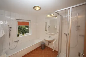 Appartements Fürstauer - Bathroom
