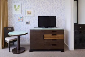 Kaimana Beach Hotel - Chambre