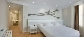Meliá Plaza Valencia - Chambre
